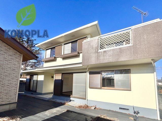 【中古戸建】渋川市中郷の外観|■外観｜特徴のある個性的な住まいと美しい街並み、そして住みやすい環境を、ぜひ現地でご覧になりませんか。お気軽にお問合せください(^^)  