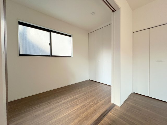 羽村市小作台4丁目　新築戸建全6棟の洋室|【洋室1】収納スペース