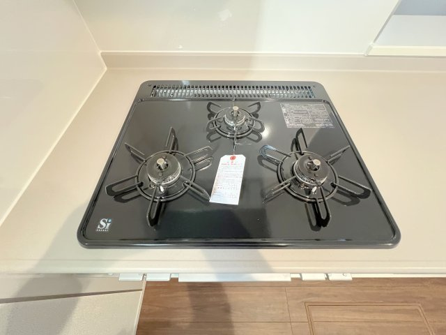 羽村市小作台4丁目　新築戸建全6棟のその他|三口ガスコンロ