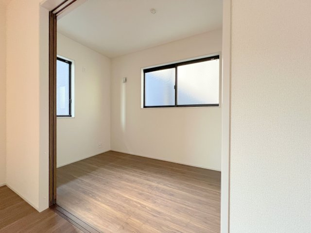 羽村市小作台4丁目　新築戸建全6棟の洋室|【洋室1】4.0帖の洋室