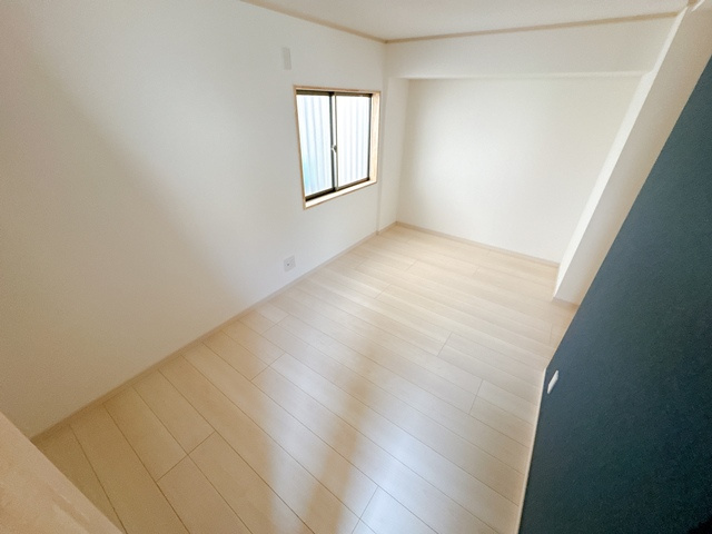 【洋室】 | 日の出町貸家