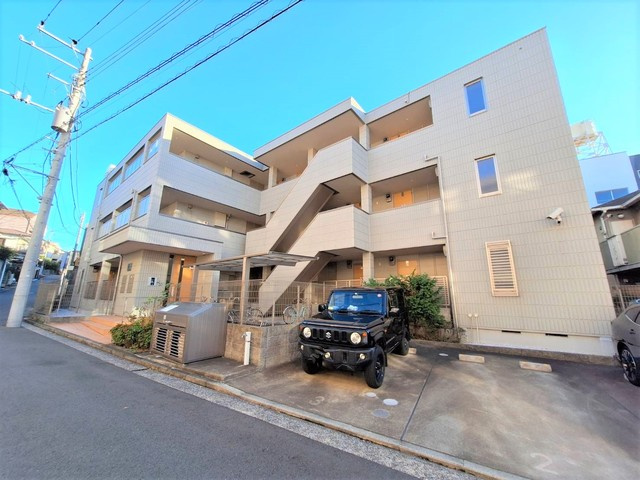 アーバンクレストの外観|安心のオートロック付　耐震耐火性に優れた旭化成へーベルメゾン