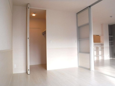 【洋室】 | シャトーヒルズ