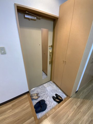 【玄関】 | ラ・ハレマリエ