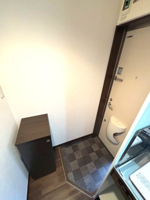 【玄関】 | マ・ピエス向ヶ丘遊園 | 別号室写真※現況有姿となります。