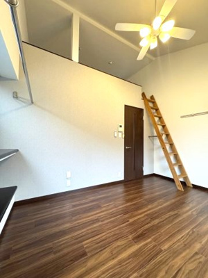 【居間・リビング】 | マ・ピエス向ヶ丘遊園 | 別号室写真※現況有姿となります。