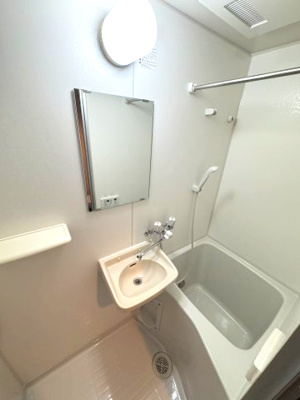 【浴室】 | マ・ピエス向ヶ丘遊園 | 別号室写真※現況有姿となります。