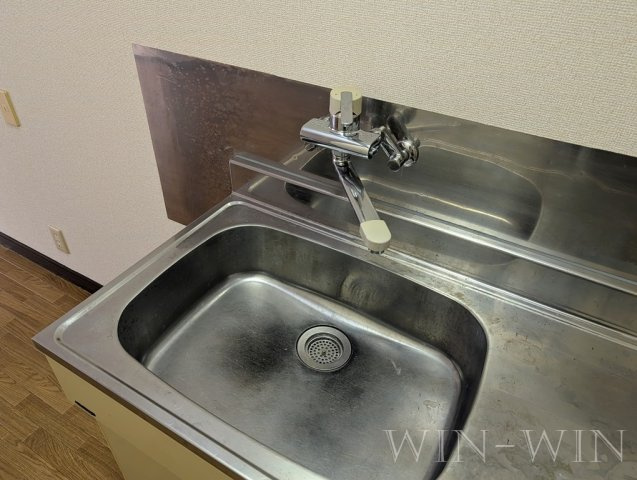 セントラルヒルズ Bのキッチン|イメージ（同施工会社同一モデルの写真です）