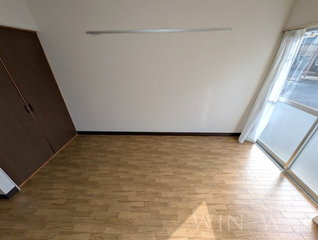 セントラルヒルズ Bの居間・リビング|イメージ（同施工会社同一モデルの写真です）