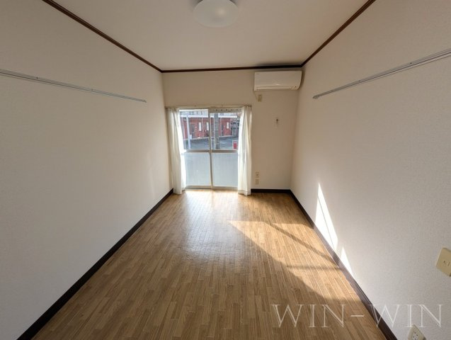 セントラルヒルズ Bの居間・リビング|イメージ（同施工会社同一モデルの写真です）