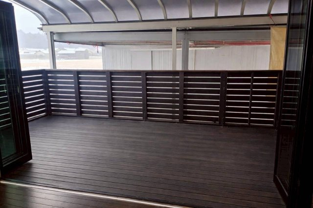 丹波篠山市網掛の中古一戸建のその他|ウッドデッキは、リビングとつながっていてアウトドアリビングとしても楽しめます！