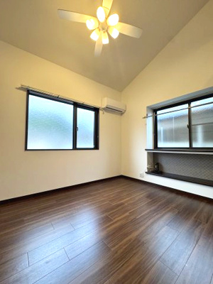 【居間・リビング】 | マ・ピエス向ヶ丘遊園 | 別号室写真※現況有姿となります。