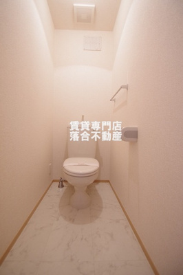 【トイレ】 | FLORAⅡ | 清潔感のあるトイレ