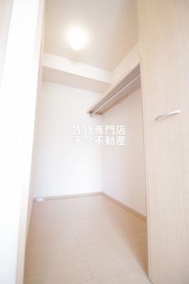 【収納】 | FLORAⅡ | 便利なウォークインクローゼット♪