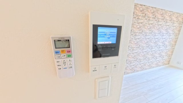 オーシャンズ西向日のセキュリティ|モニター付きインターホン