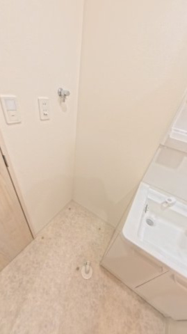 オーシャンズ西向日の設備|室内洗濯機置き場