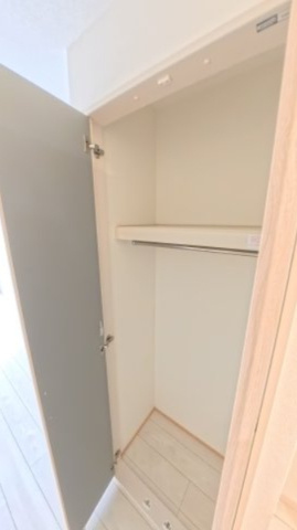 オーシャンズ西向日の収納