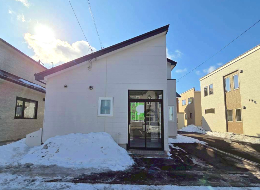 文苑2丁目　中古住宅の外観