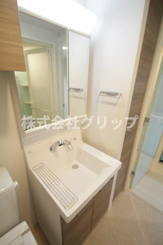 ZOOM横浜SQUAREの独立洗面台