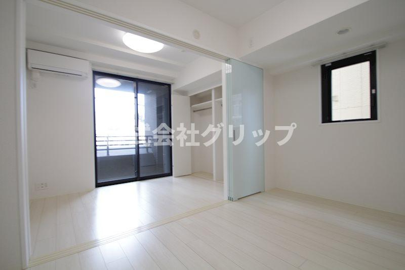 ZOOM横浜SQUAREの居間・リビング