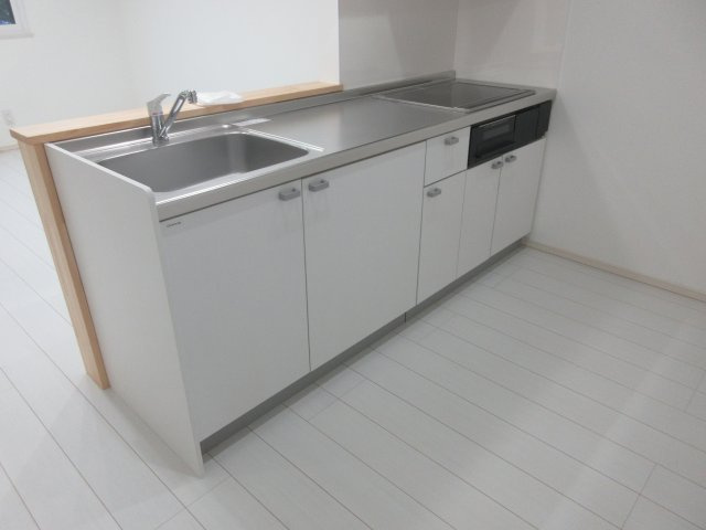 帯広市西六条南２９丁目のアパートのキッチン