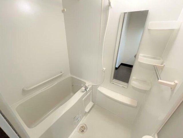 アルテシモリンクコモドの浴室