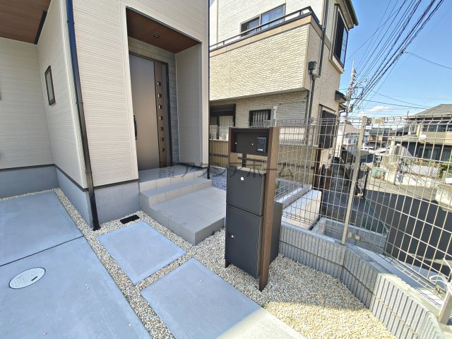 所沢市上新井1丁目・全6棟　新築一戸建　1号棟の設備|ポスト
