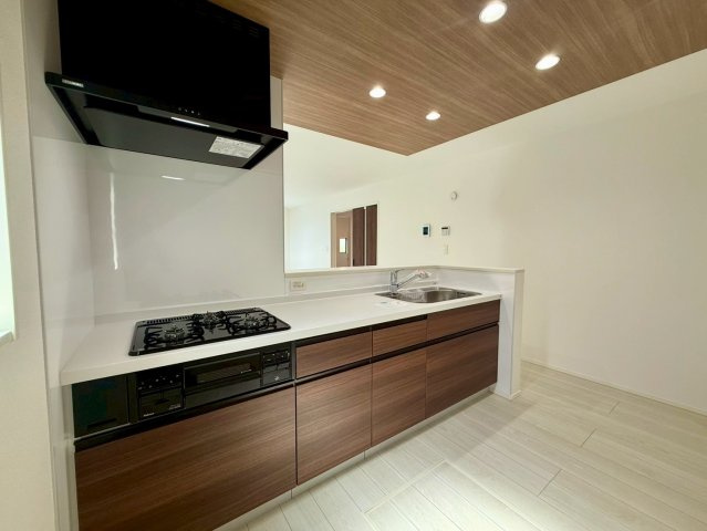 高知市高見町2期2棟 2号棟のキッチン