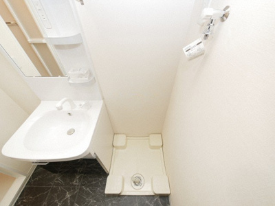 【設備】 | Live Flat桜宮 | 洗濯機置き場です