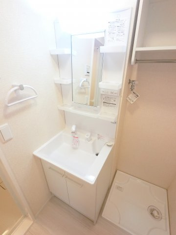 【独立洗面台】