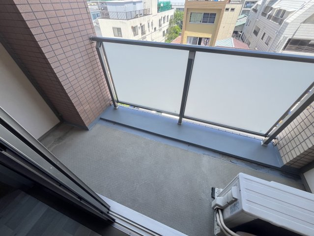 ラウンドタワーオペリアのバルコニー