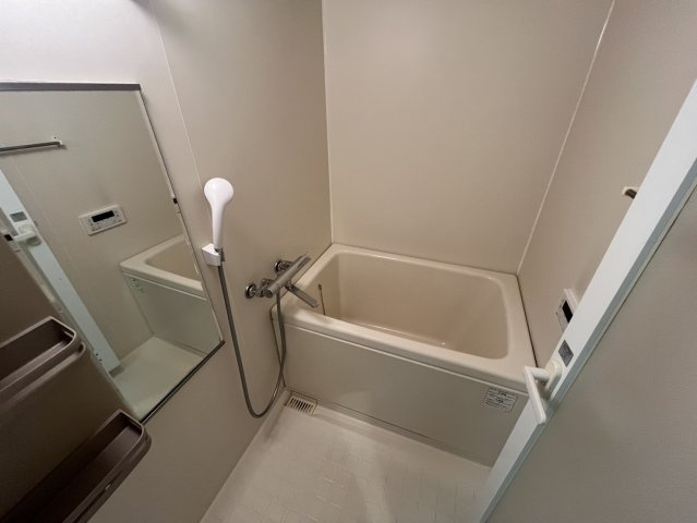 ラウンドタワーオペリアの浴室