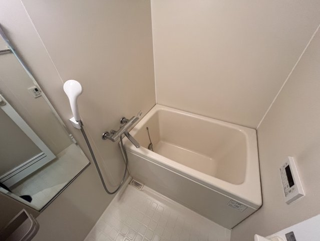 ラウンドタワーオペリアの浴室