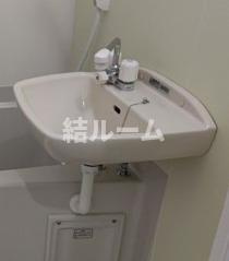 練馬区平和台２丁目のアパートの洗面所