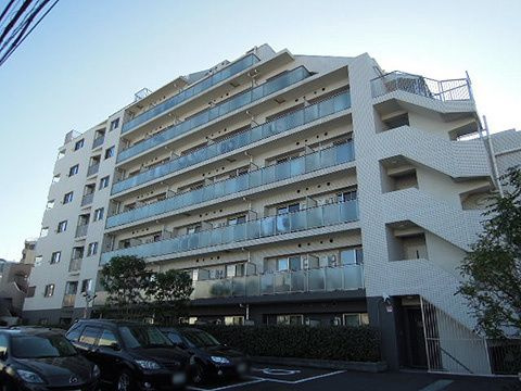 グローリオ明大前