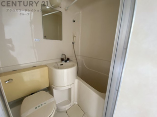 浴室内に洗面台ついてます☆