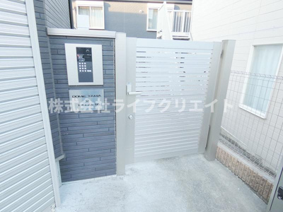【エントランス】 | DOME TAMA B棟