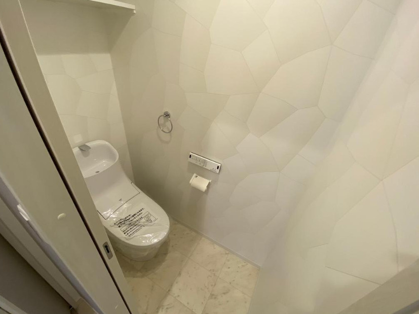 大阪市城東区関目2丁目　LIVE SQUARE 関目のトイレ