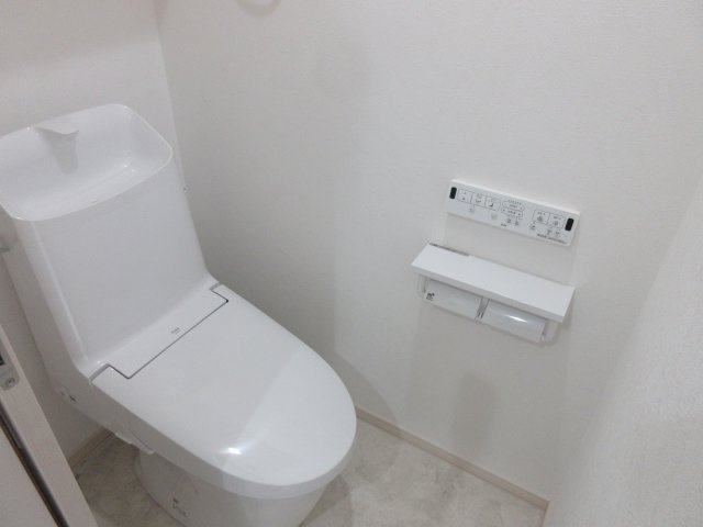 R Squareのトイレ