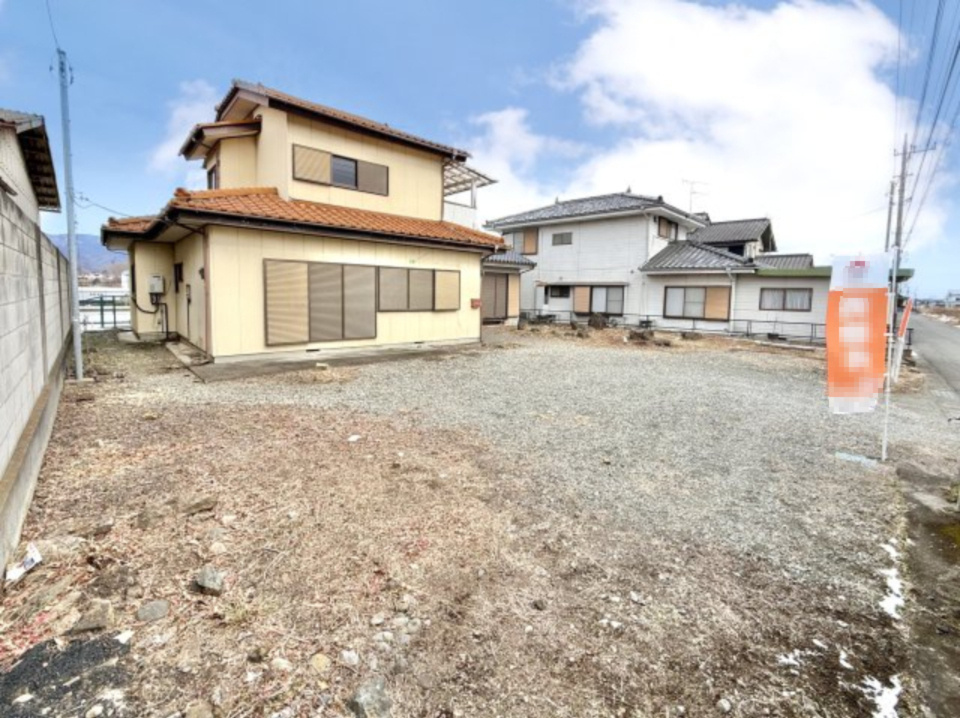 【中古戸建】桐生市相生町3丁目の外観|■外観｜広い敷地なのでBBQも出来ちゃいます！家族や友人と素敵な思い出を…♪