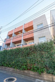 【外観】 | パレホームズ永福町Ⅱ | 鉄筋コンクリート造のがっちりとした建物。