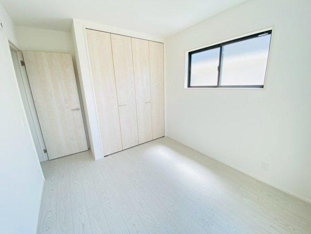 よかタウン／菊陽町沖野3丁目2期／1号棟の洋室|ゆったりした洋室です