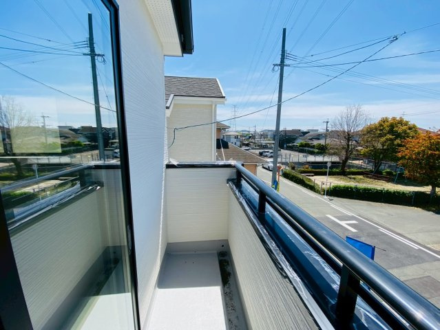 よかタウン／菊陽町沖野3丁目2期／1号棟のバルコニー|落ち着いた時間を過ごせるバルコニーです