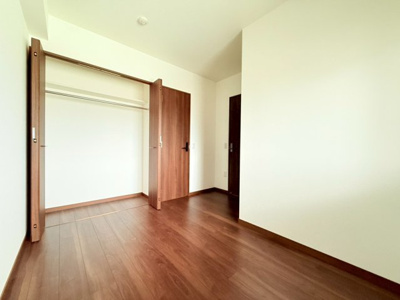 【洋室】 | 霧島市国分中央3丁目 サンパーク国分中央レジデンス