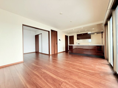 【居間・リビング】 | 霧島市国分中央3丁目 サンパーク国分中央レジデンス