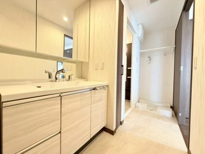 【洗面所】 | 霧島市国分中央3丁目 サンパーク国分中央レジデンス