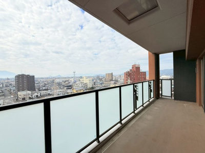 【バルコニー】 | 霧島市国分中央3丁目 サンパーク国分中央レジデンス