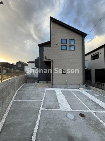 【外観】 | 新天地でもご近所つきあいしやすく、コミュニティが築きやすい全３０棟の分譲地内◎
まずは現地内覧にいらしてみませんか♪