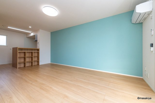 ルミエール・Kの居間・リビング