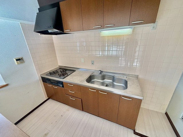 ノーブル今在家のキッチン